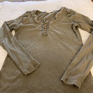 Lucky Brand Women’s Top Beautiful Button Details Sz Med
